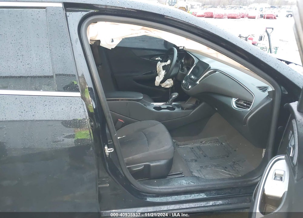 2021 CHEVROLET MALIBU VIN: 1G1ZD5ST3MF006564