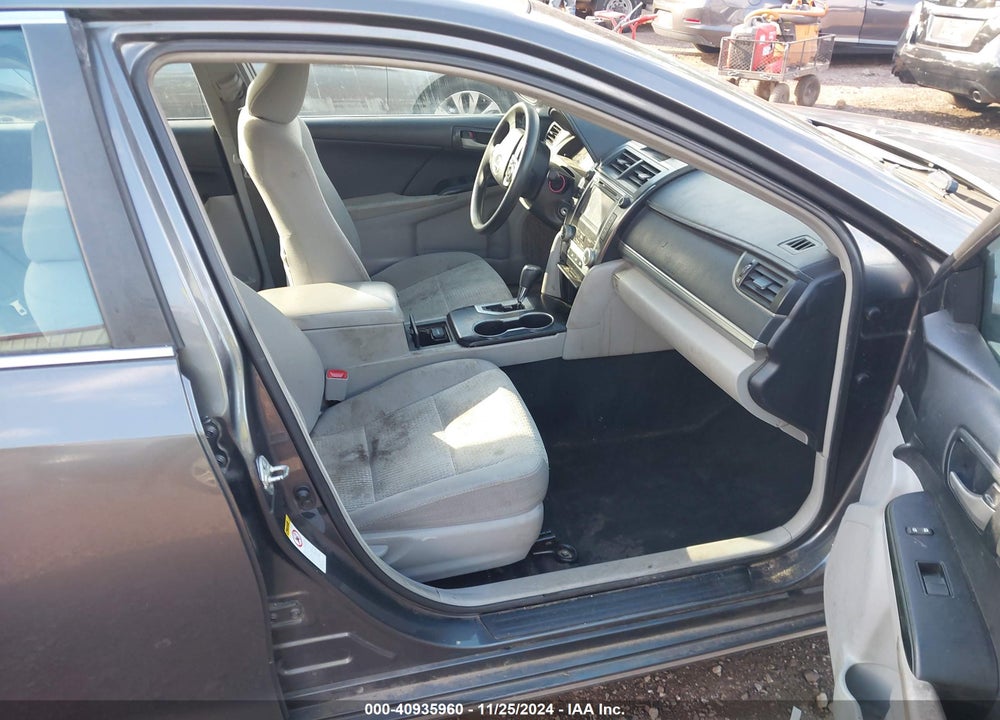 2013 TOYOTA CAMRY LE VIN: 4T1BF1FK9DU684529
