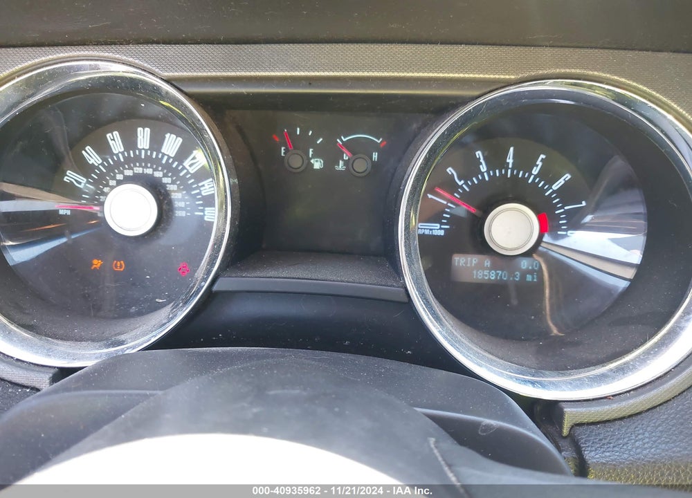 2011 FORD MUSTANG V6 VIN: 1ZVBP8AM0B5169815