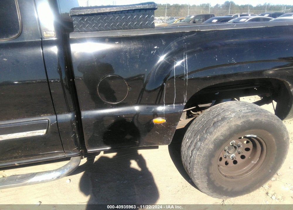 2003 CHEVROLET SILVERADO 1500 LT VIN: 2GCEK19T031231914