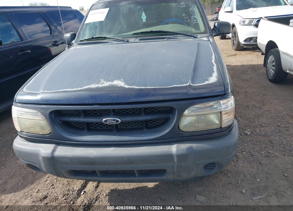 2000 FORD EXPLORER XLS VIN: 1FMZU62X8YUB20380