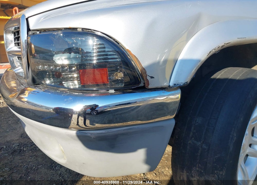 2002 DODGE DAKOTA SLT VIN: 1B7HL48X82S548578