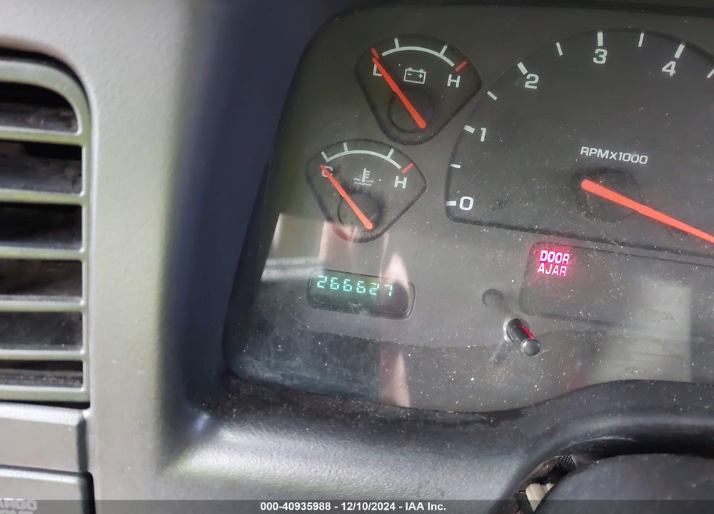 2002 DODGE DAKOTA SLT VIN: 1B7HL48X82S548578