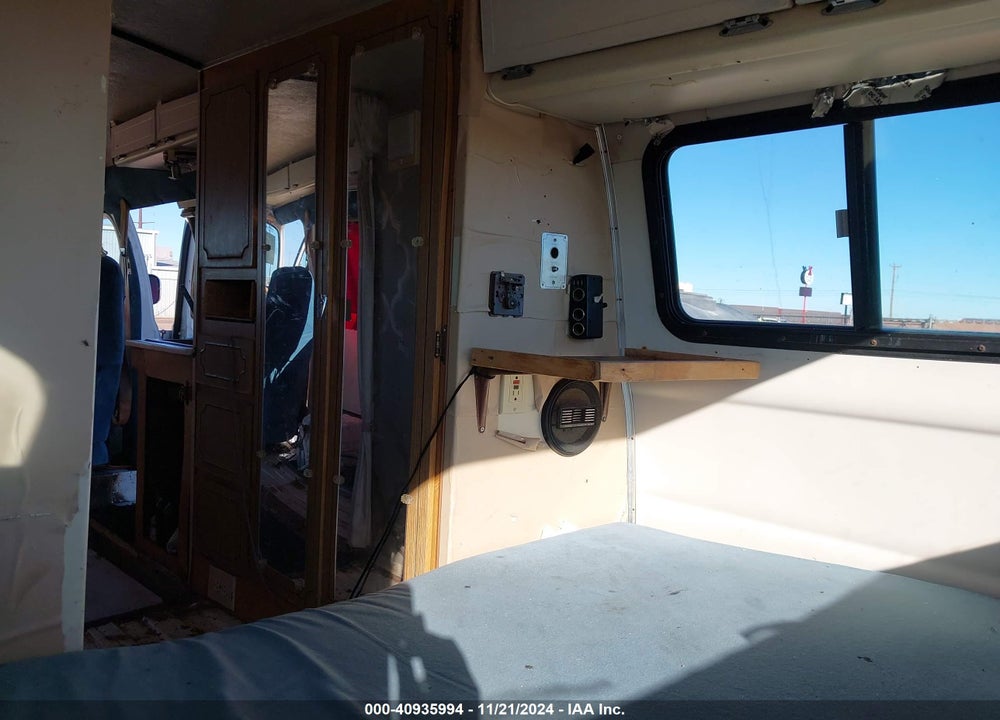 1987 DODGE RAM VAN B350 VIN: 2B6KB3314HK226131
