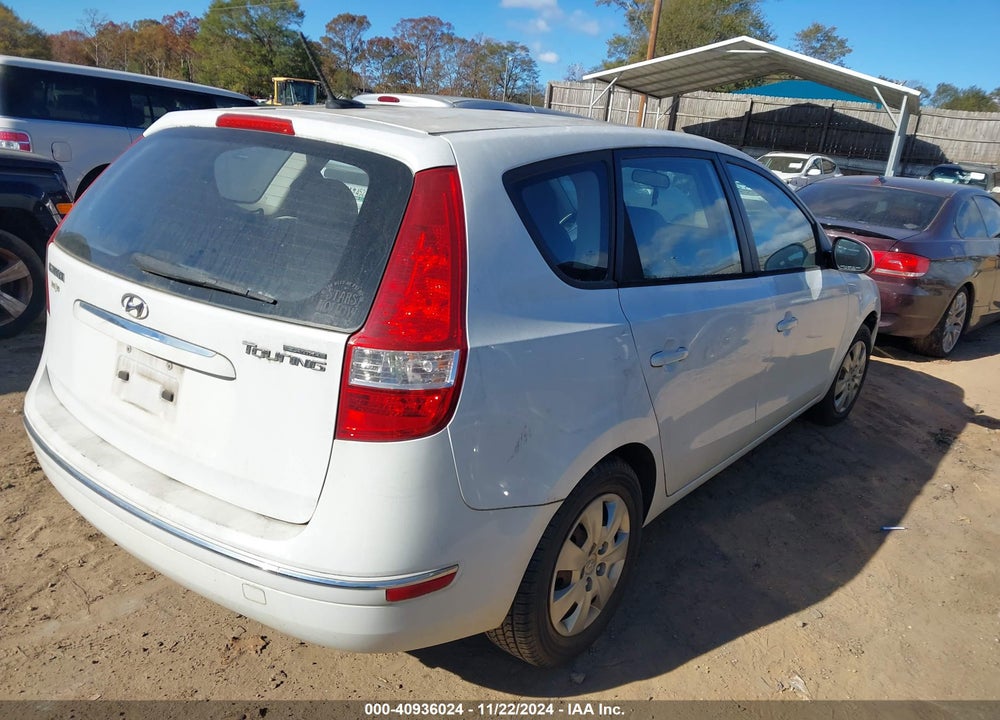 2011 HYUNDAI ELANTRA TOURING GLS VIN: KMHDB8AE3BU126087