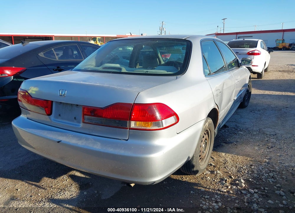 2001 HONDA ACCORD 2.3 LX VIN: 1HGCG56421A040075