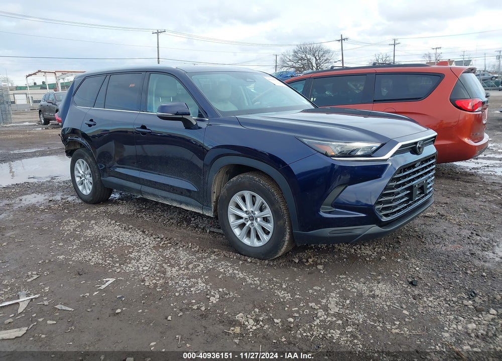 2024 TOYOTA GRAND HIGHLANDER HYBRID XLE VIN: 5TDACAB50RS008054