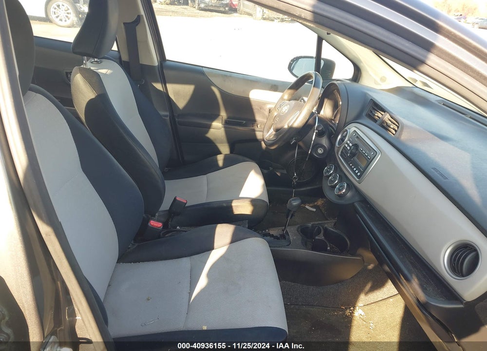 2012 TOYOTA YARIS LE VIN: JTDKTUD32CD512318