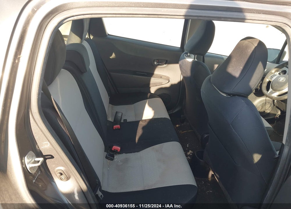 2012 TOYOTA YARIS LE VIN: JTDKTUD32CD512318