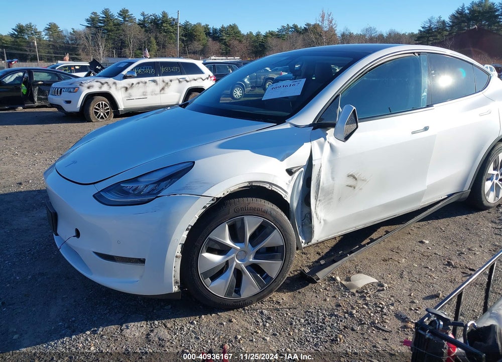 2021 TESLA MODEL Y LONG RANGE DUAL MOTOR ALL-WHEEL DRIVE VIN: 5YJYGDEE1MF060872