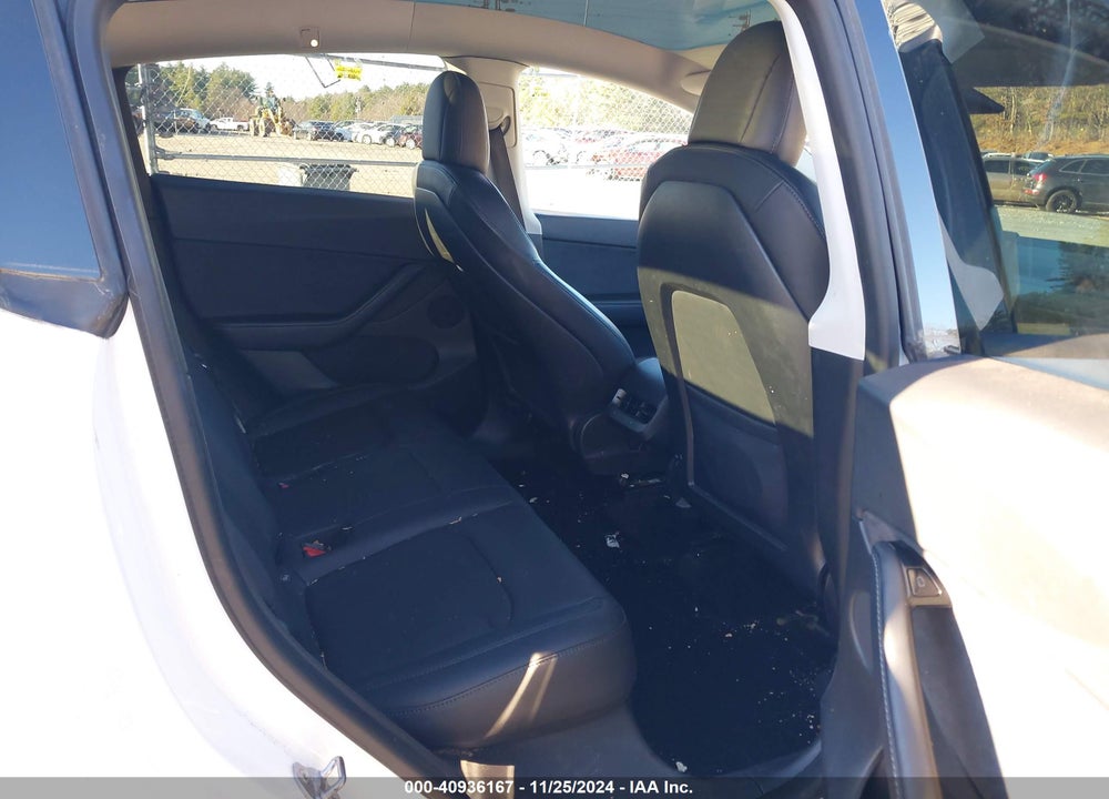 2021 TESLA MODEL Y LONG RANGE DUAL MOTOR ALL-WHEEL DRIVE VIN: 5YJYGDEE1MF060872