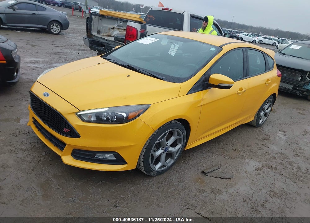 2015 FORD FOCUS ST VIN: 1FADP3L95FL208008