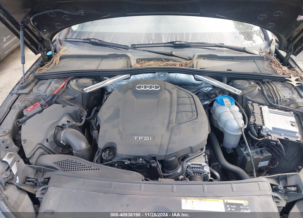 2017 AUDI A4 VIN: WAUKMAF47HN040133