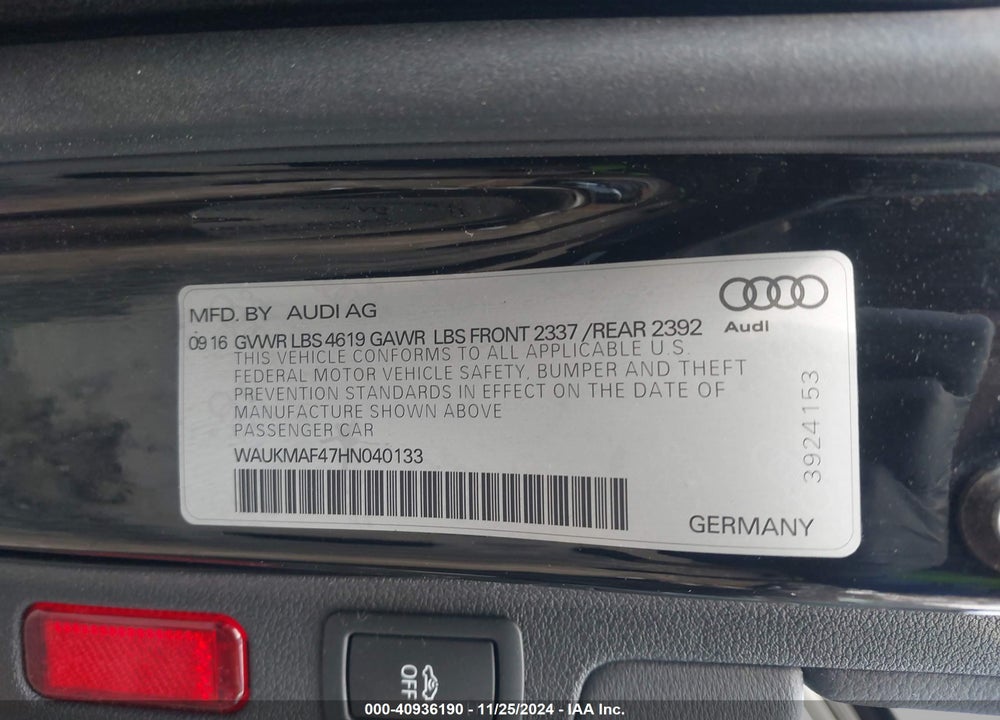 2017 AUDI A4 VIN: WAUKMAF47HN040133