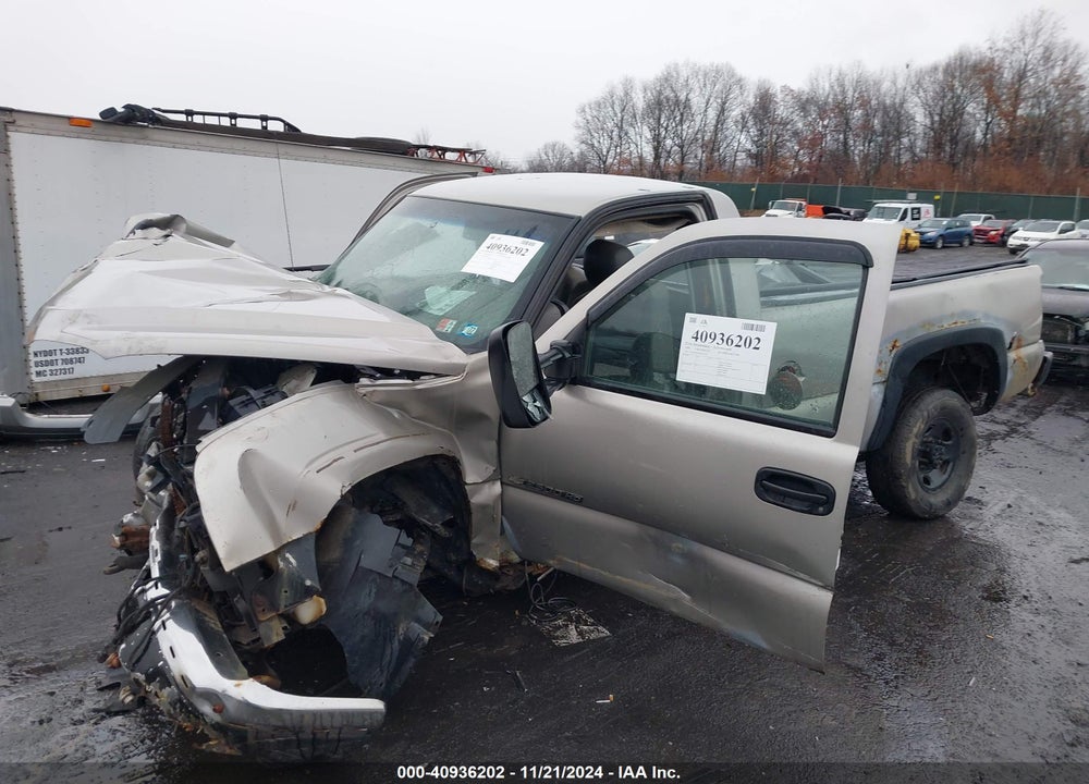 2006 CHEVROLET SILVERADO 2500HD WORK TRUCK VIN: 1GCHK24U96E225101