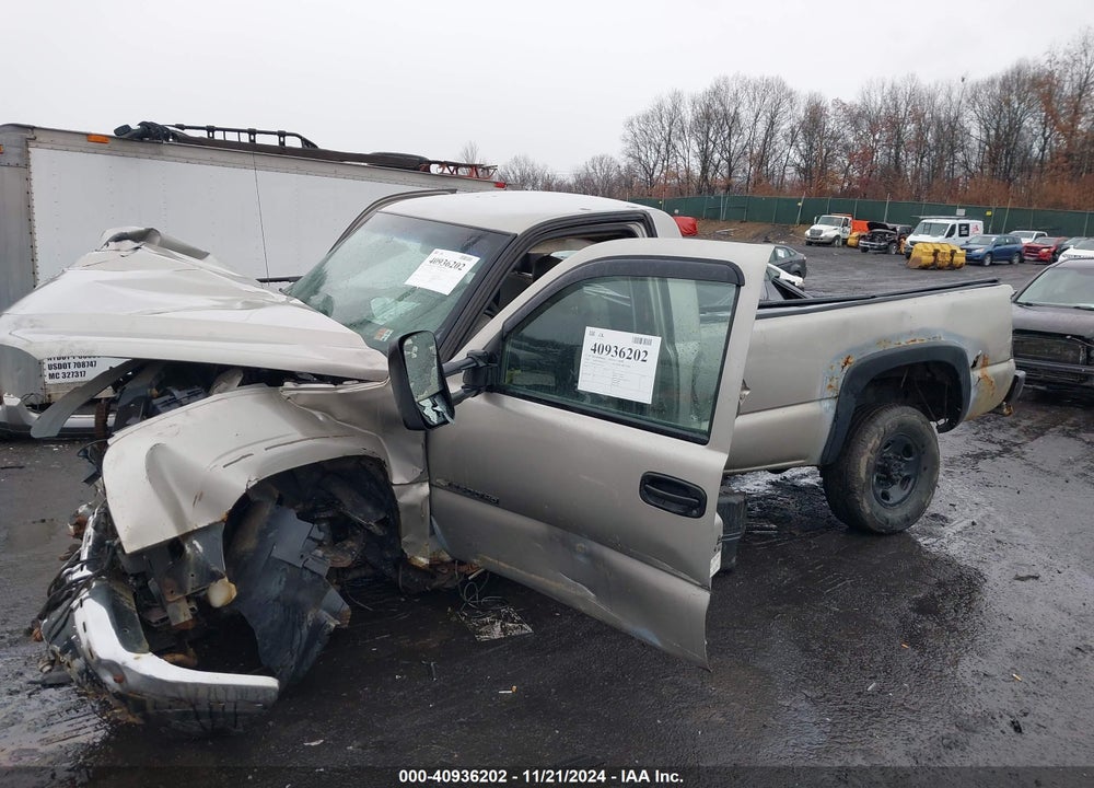 2006 CHEVROLET SILVERADO 2500HD WORK TRUCK VIN: 1GCHK24U96E225101