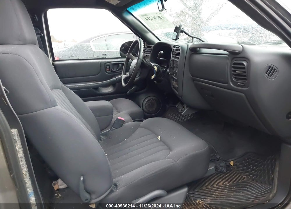 2003 CHEVROLET S-10 VIN: 1GCCS14H738209304