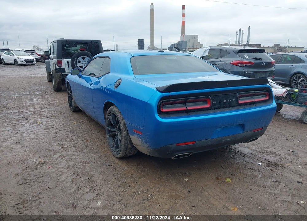 2018 DODGE CHALLENGER VIN: 2C3CDZAG4JH305892