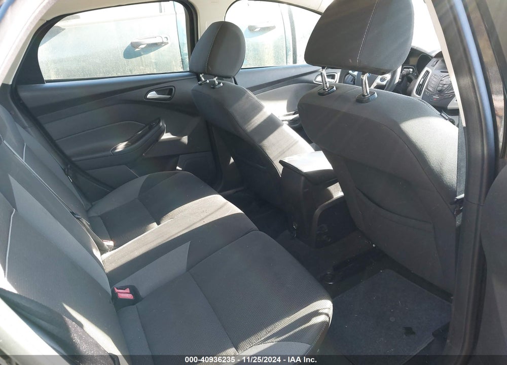 2014 FORD FOCUS SE VIN: 1FADP3K23EL103339