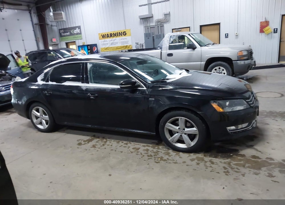 2015 VOLKSWAGEN PASSAT 1.8T LIMITED EDITION VIN: 1VWAT7A33FC115418