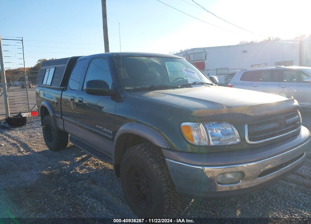 2001 TOYOTA TUNDRA LTD V8 VIN: 5TBBT48121S185244