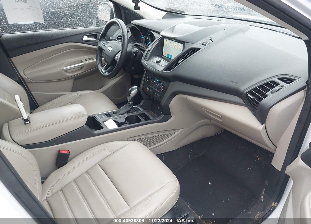 2019 FORD ESCAPE SEL VIN: 1FMCU9HD4KUB92530