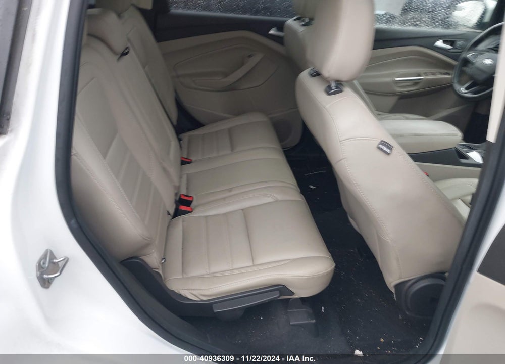 2019 FORD ESCAPE SEL VIN: 1FMCU9HD4KUB92530
