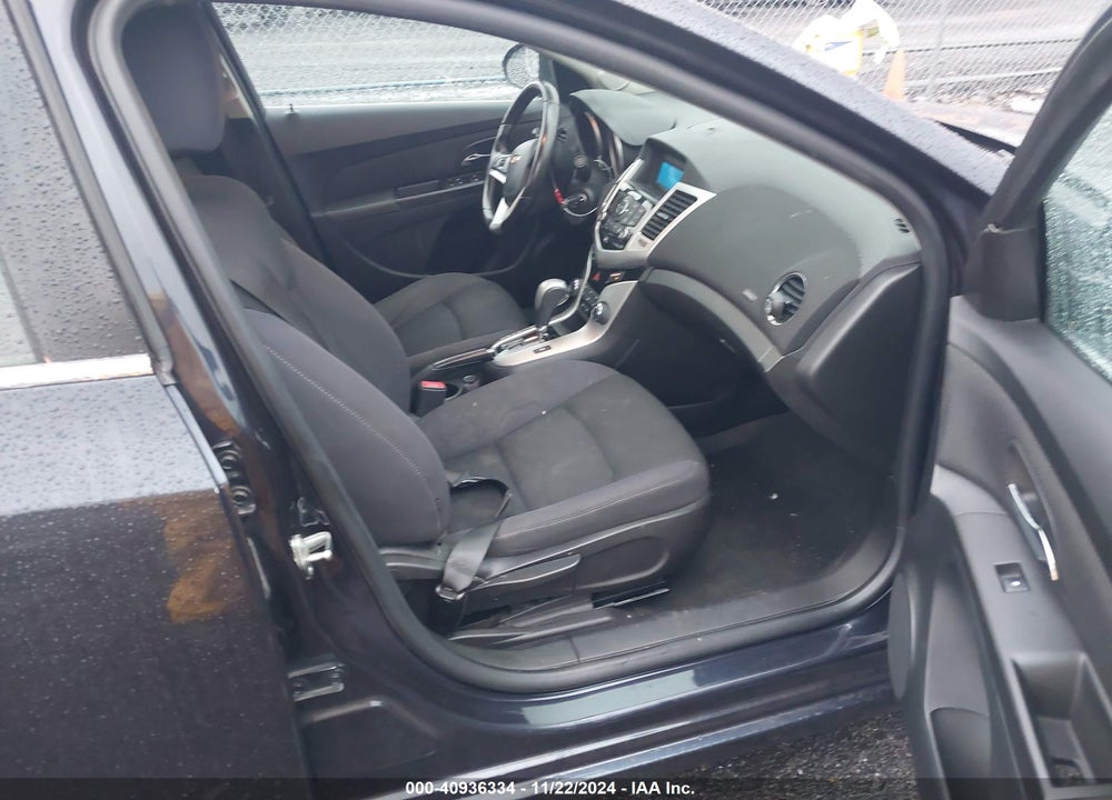2014 CHEVROLET CRUZE 1LT AUTO VIN: 1G1PC5SB2E7474847