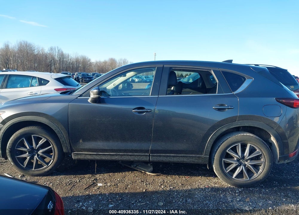 2018 MAZDA CX-5 TOURING VIN: JM3KFBCMXJ0391474