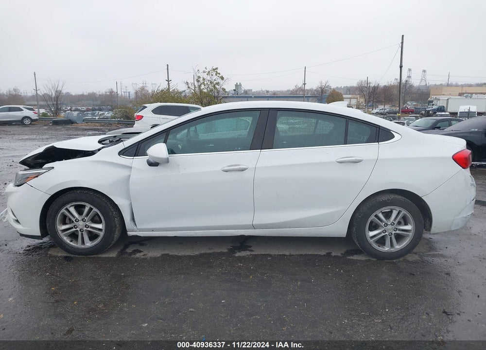 2018 CHEVROLET CRUZE LT AUTO VIN: 1G1BE5SM0J7130918