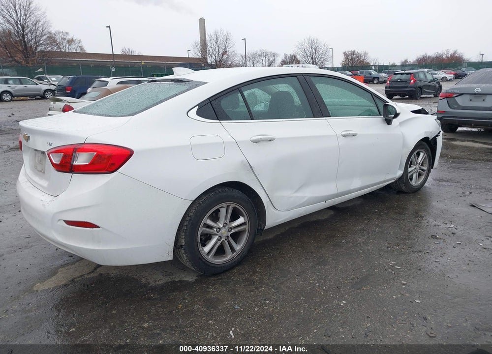 2018 CHEVROLET CRUZE LT AUTO VIN: 1G1BE5SM0J7130918