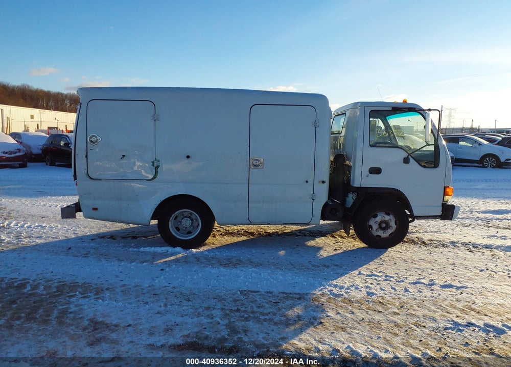 2004 ISUZU W4S042 NPR HD DSL REG VIN: JALC4B14747011765