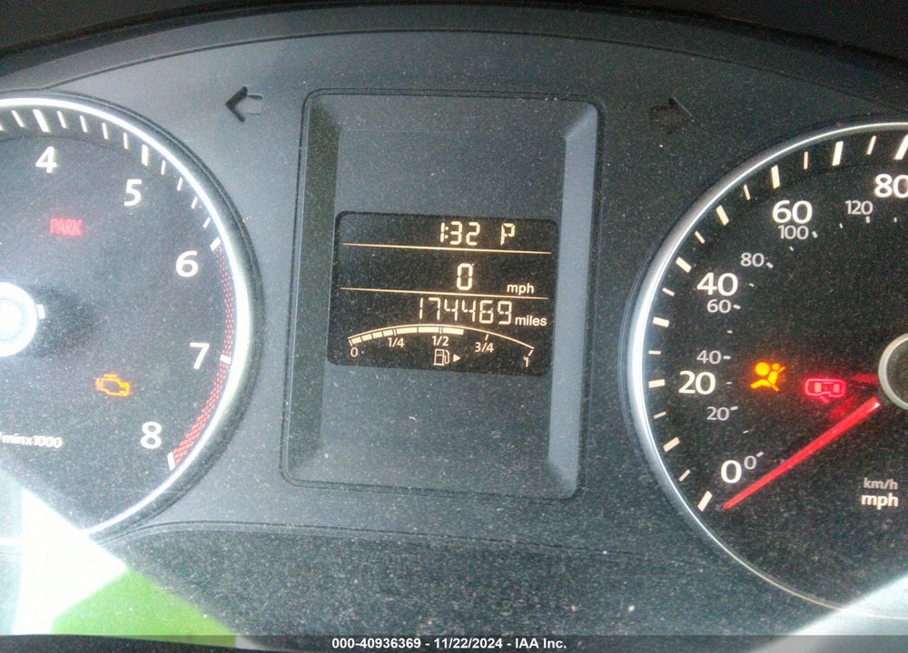 2014 VOLKSWAGEN JETTA 1.8T SE VIN: 3VWD17AJ8EM283456