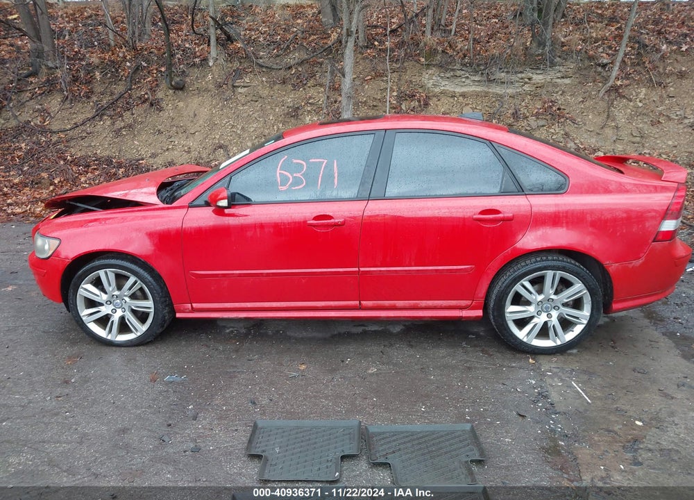 2006 VOLVO S40 T5 VIN: YV1MH682062188075