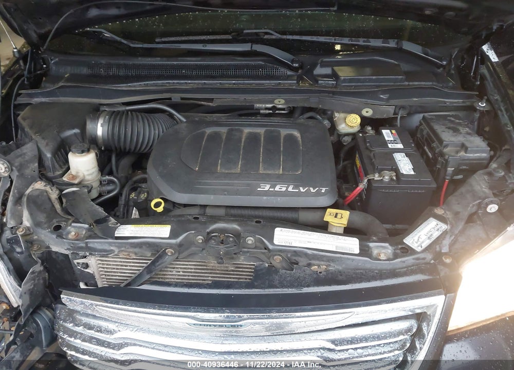 2011 CHRYSLER TOWN & COUNTRY TOURING-L VIN: 2A4RR8DG5BR749740