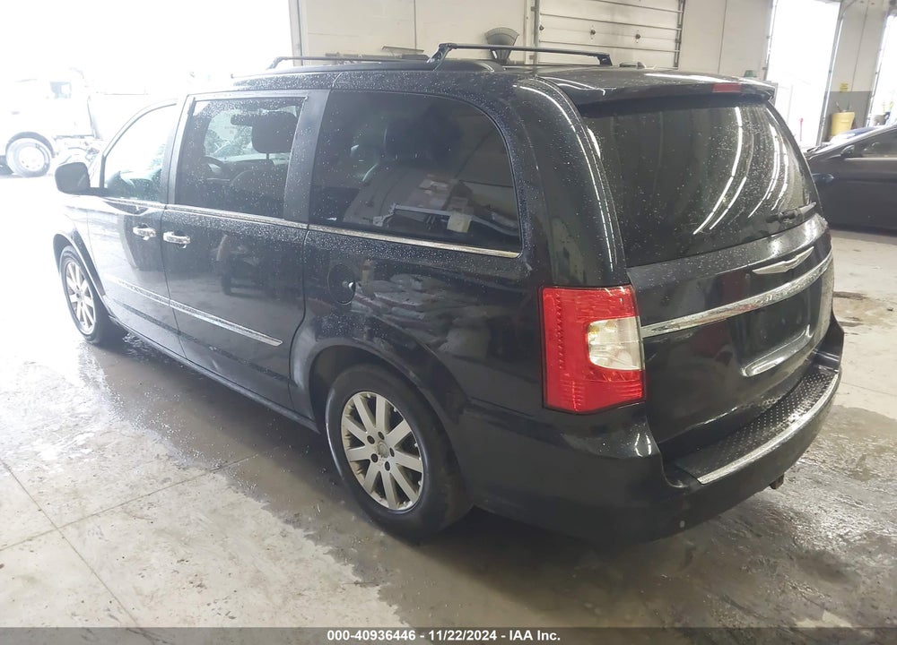 2011 CHRYSLER TOWN & COUNTRY TOURING-L VIN: 2A4RR8DG5BR749740