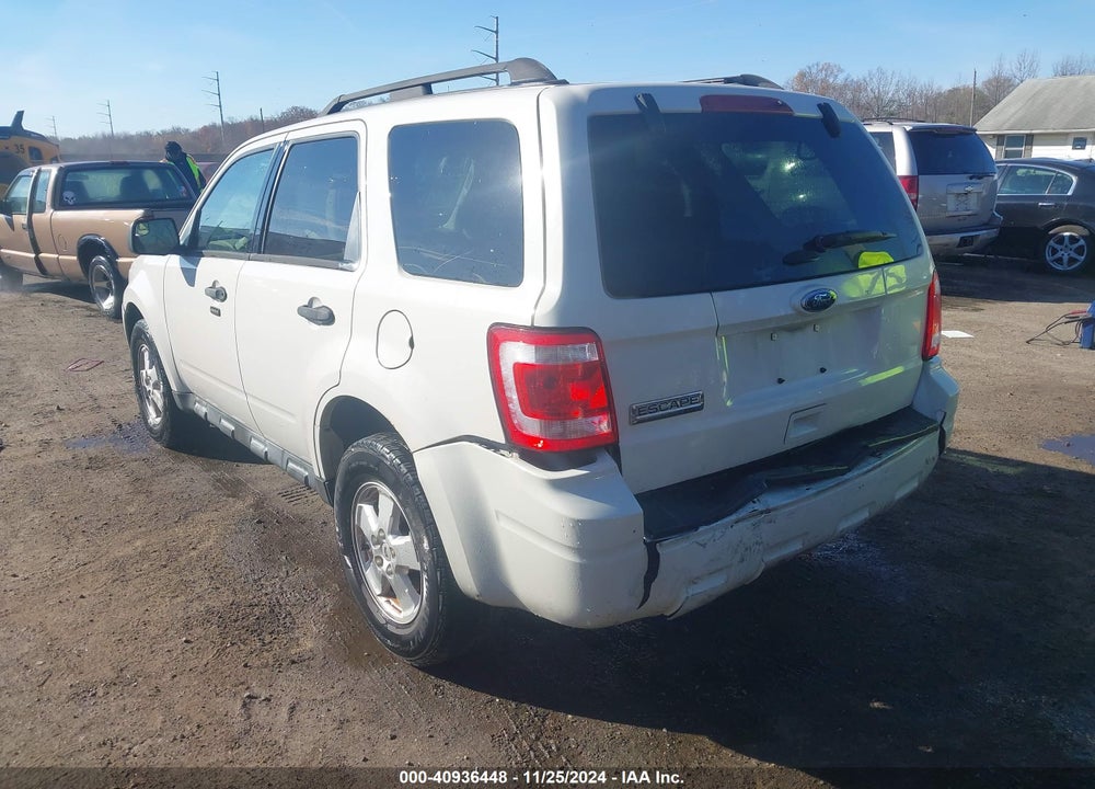 2011 FORD ESCAPE XLT VIN: 1FMCU0D76BKA88029
