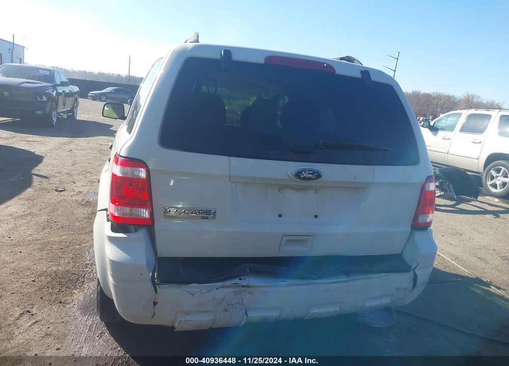 2011 FORD ESCAPE XLT VIN: 1FMCU0D76BKA88029