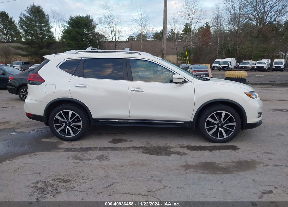 2018 NISSAN ROGUE SL VIN: JN8AT2MV0JW318006