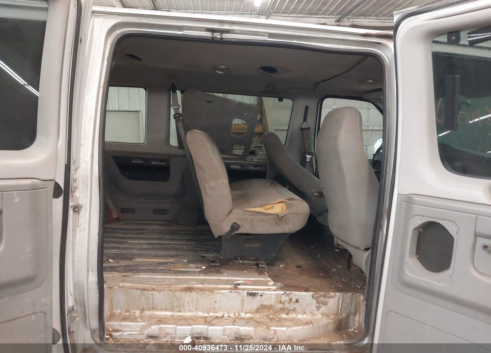 2006 FORD E-350 SUPER DUTY CHATEAU/XL/XLT VIN: 1FBNE31L06HA37050