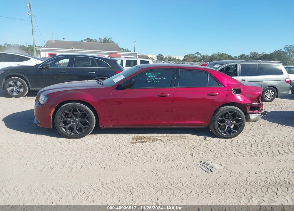 2019 CHRYSLER 300 TOURING VIN: 2C3CCAAG1KH601300