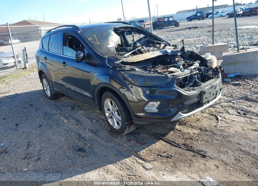 2017 FORD ESCAPE SE VIN: 1FMCU9GD3HUC96369