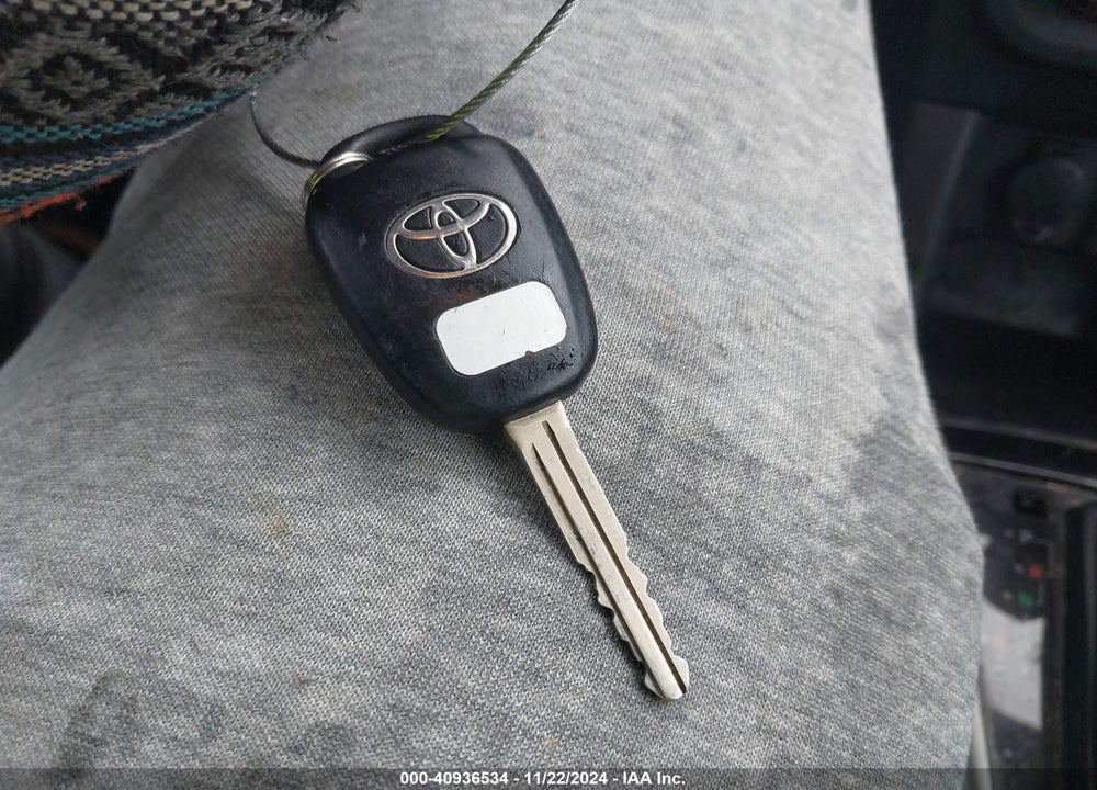 2015 TOYOTA COROLLA S PLUS VIN: 2T1BURHE8FC452939