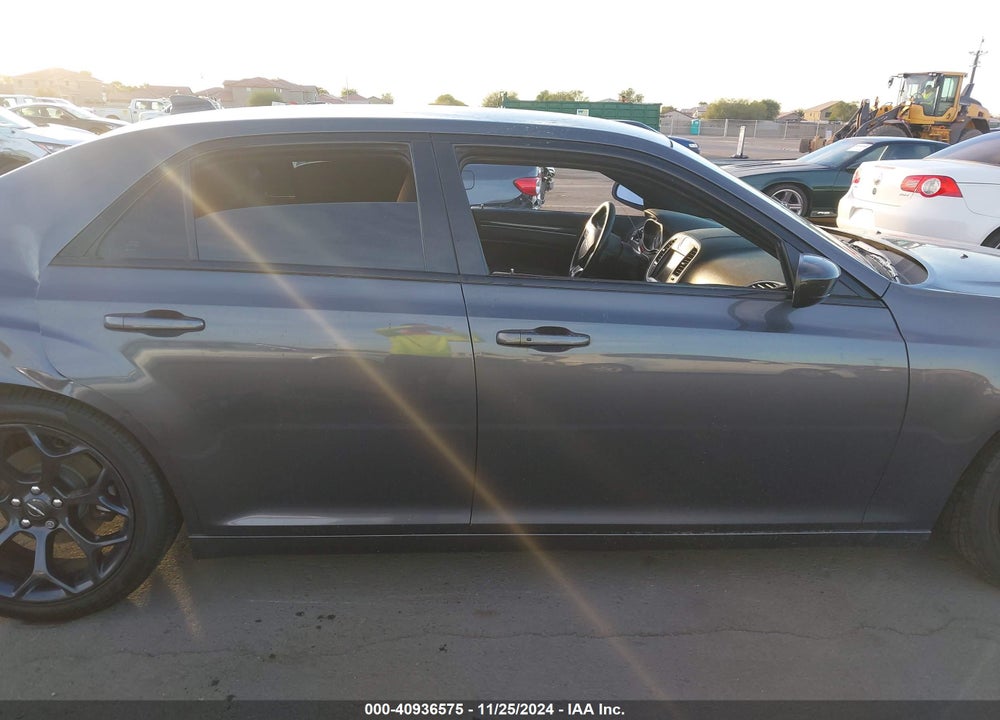 2019 CHRYSLER 300 VIN: 2C3CCAAG0KH556043