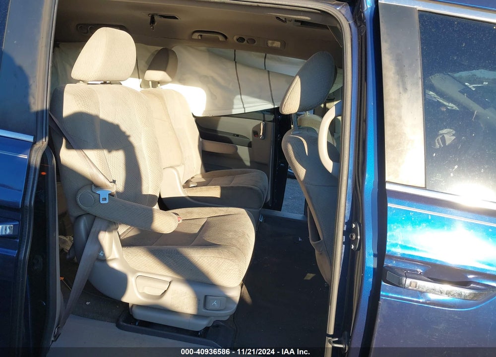 2016 HONDA ODYSSEY SE VIN: 5FNRL5H3XGB008676