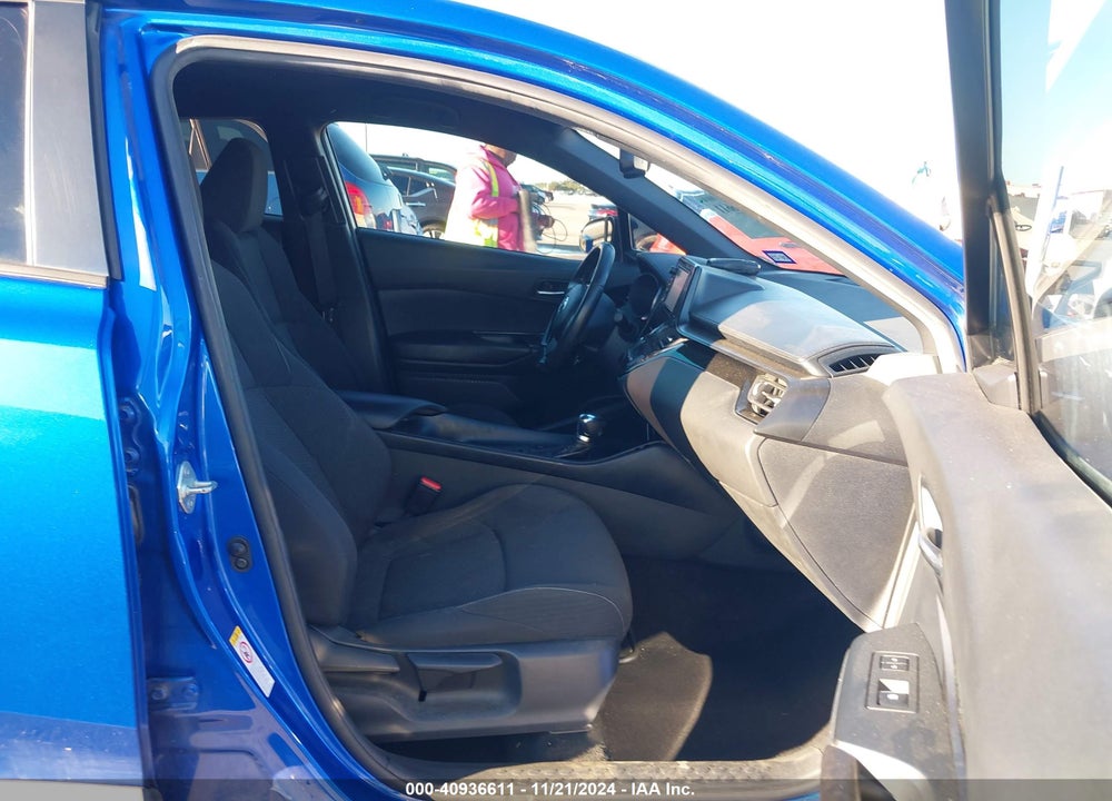 2018 TOYOTA C-HR XLE VIN: NMTKHMBX1JR018457