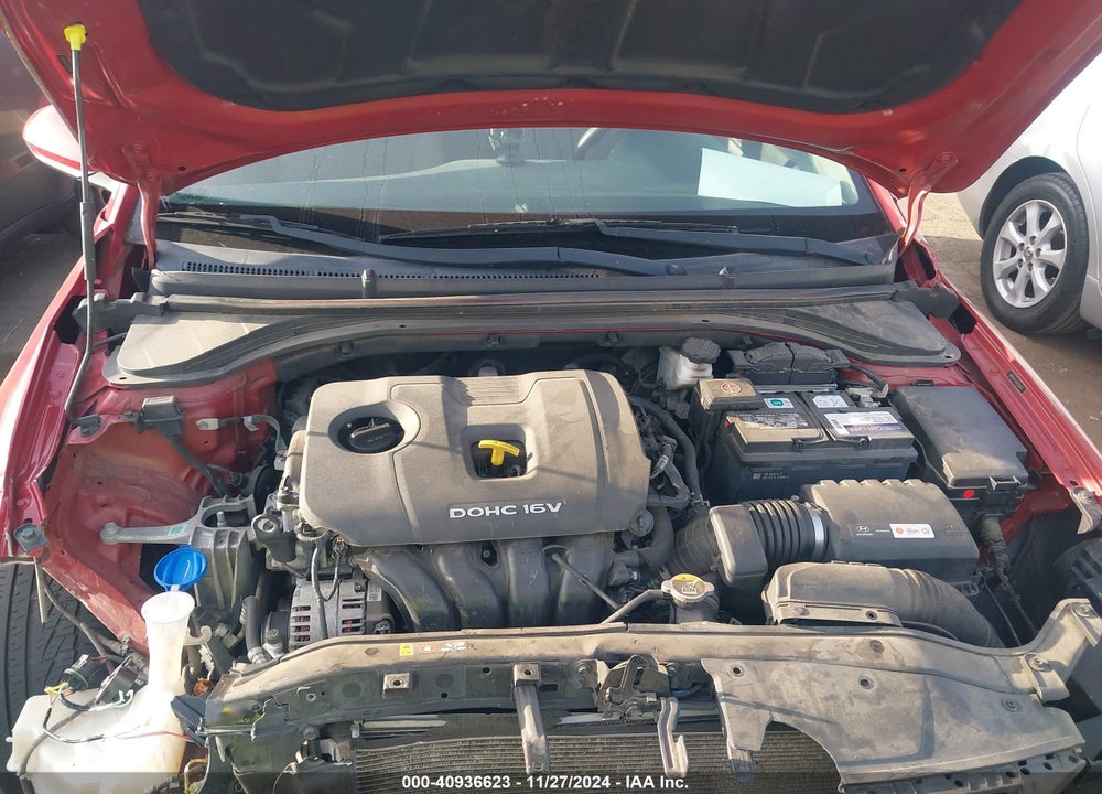 2018 HYUNDAI ELANTRA SEL VIN: 5NPD84LF9JH295833