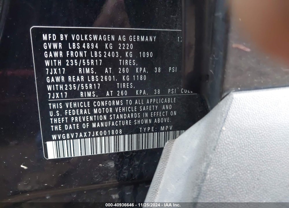 2018 VOLKSWAGEN TIGUAN LIMITED 2.0T VIN: WVGBV7AX7JK001808