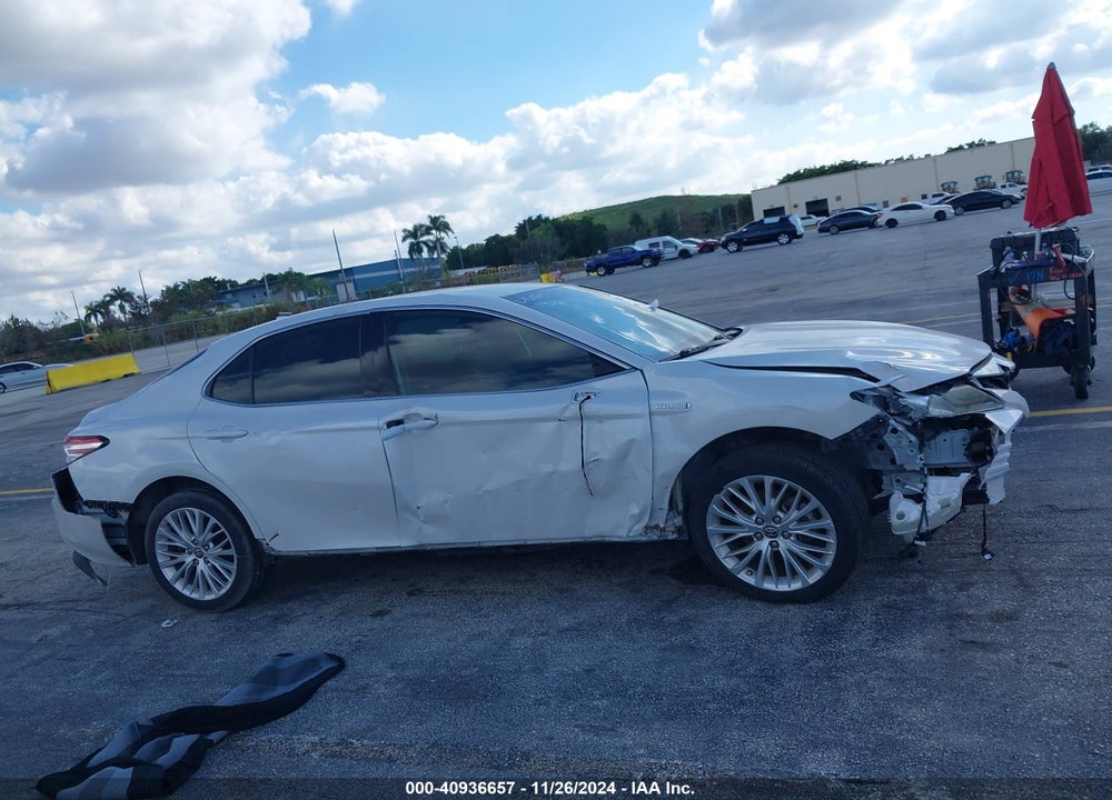 2020 TOYOTA CAMRY XLE HYBRID VIN: 4T1F31AK0LU540514