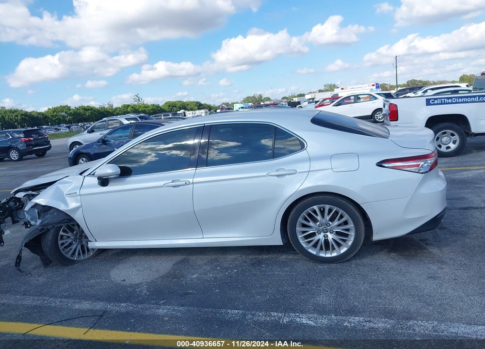 2020 TOYOTA CAMRY XLE HYBRID VIN: 4T1F31AK0LU540514
